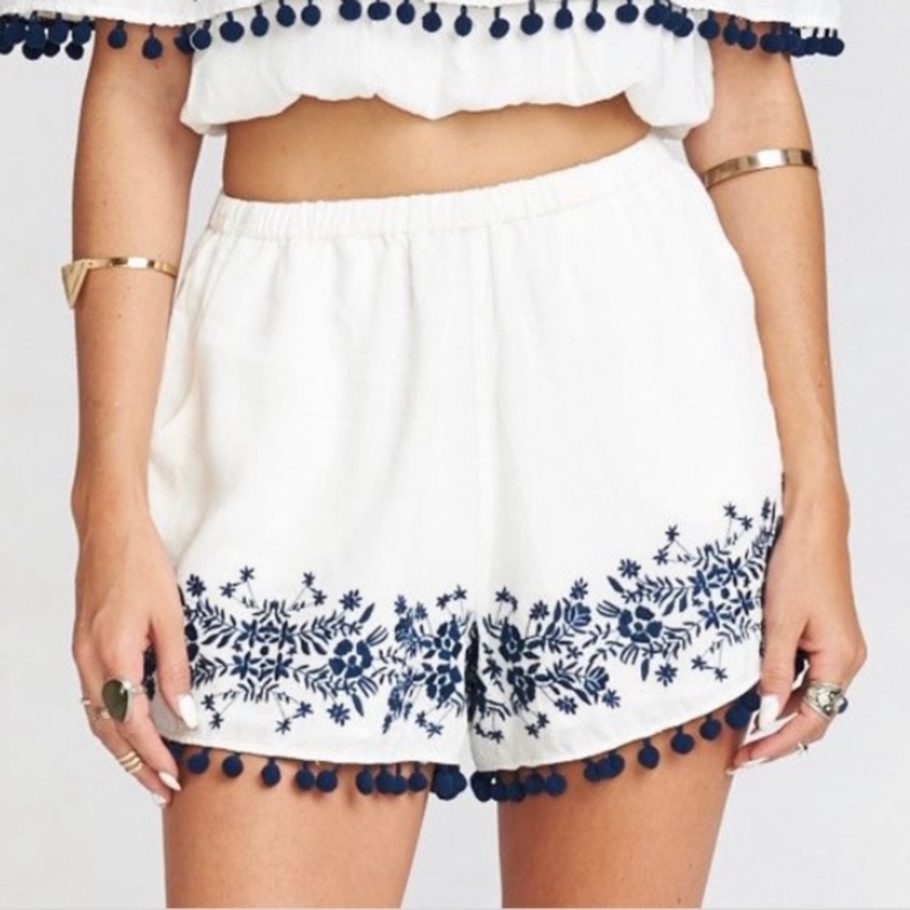 Show Me Your Mumu White & Navy Laney Pom Pom Shorts Embroidered Size large